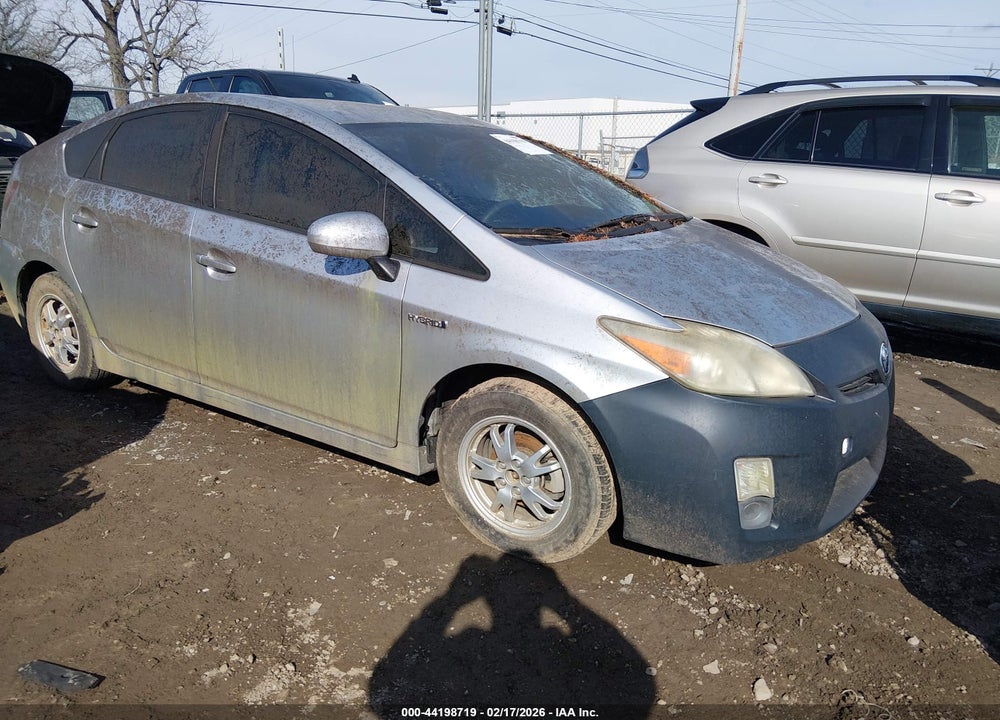 2011 TOYOTA PRIUS TWO VIN: JTDKN3DU9B5337622