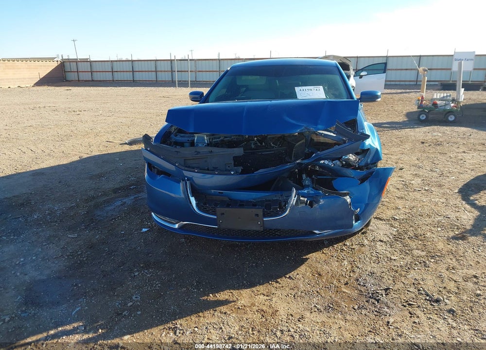 2021 CHRYSLER 300 TOURING L VIN: 2C3CCAAG7MH667479