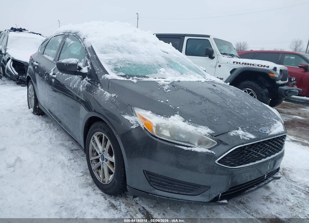2018 FORD FOCUS SE VIN: 1FADP3K2XJL250901