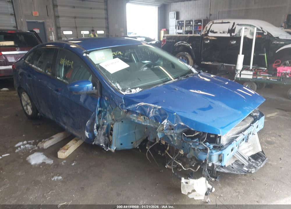 2018 FORD FOCUS SE VIN: 1FADP3F25JL288997