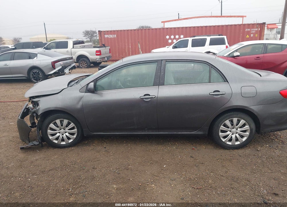 2013 TOYOTA COROLLA LE VIN: 5YFBU4EE6DP093739