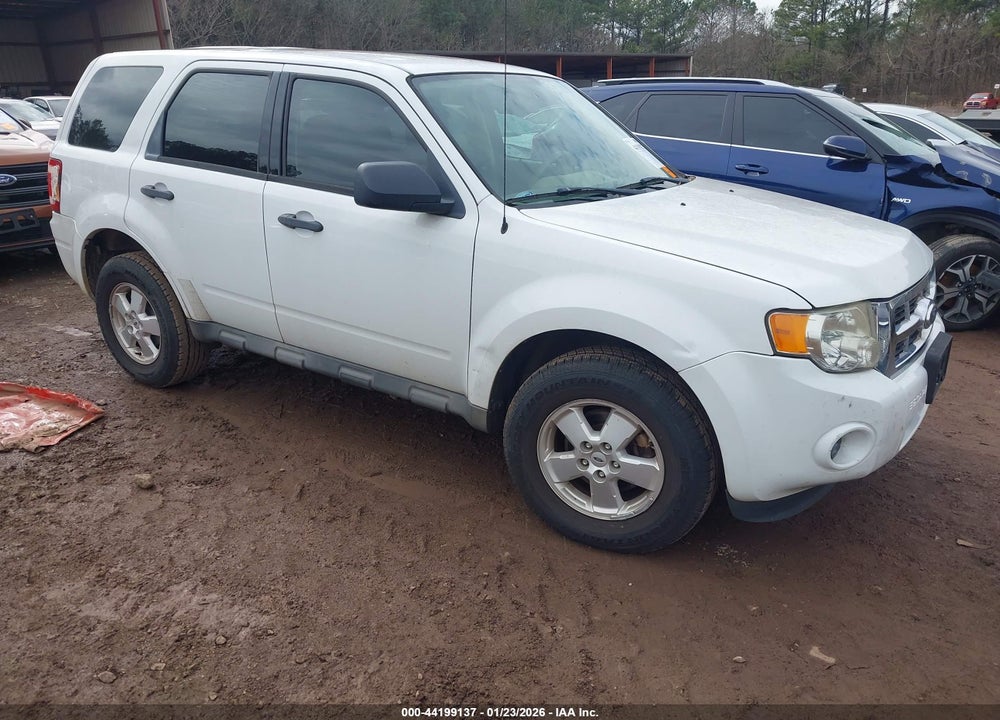 2011 FORD ESCAPE XLS VIN: 1FMCU0C79BKB34910