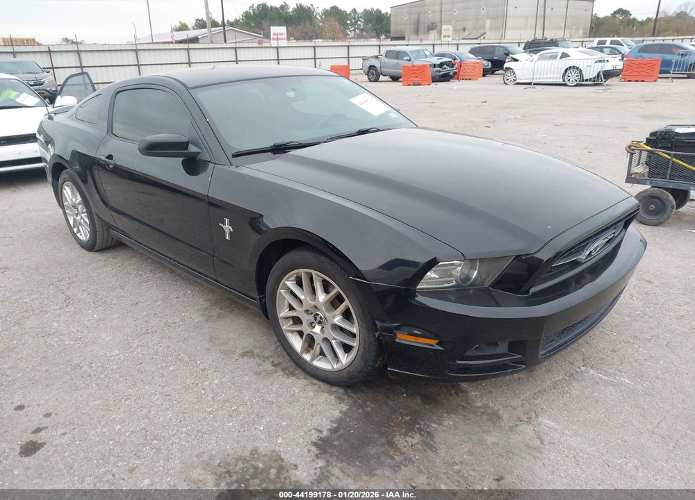 2014 FORD MUSTANG V6 PREMIUM VIN: 1ZVBP8AM7E5214995