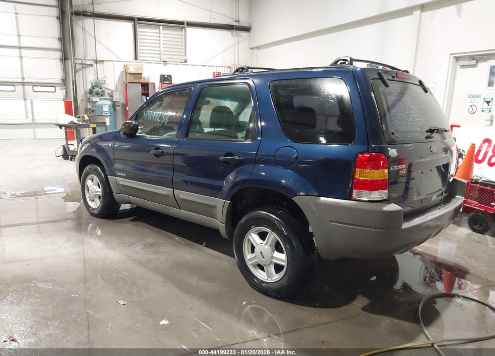 2002 FORD ESCAPE XLS VIN: 1FMYU01122KC36845