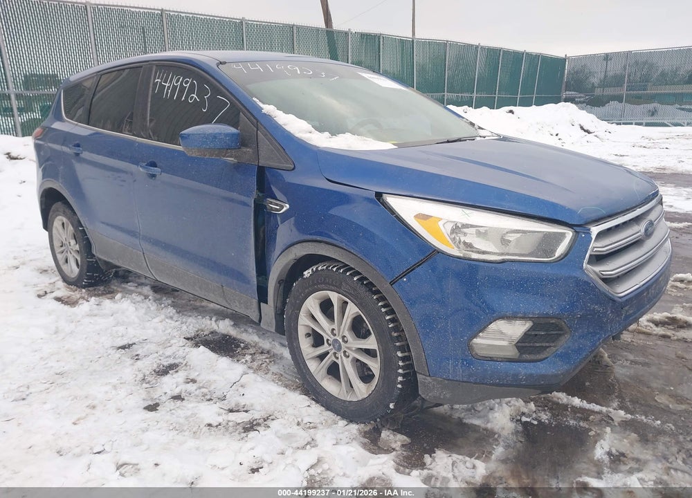 2017 FORD ESCAPE SE VIN: 1FMCU0G98HUB84352