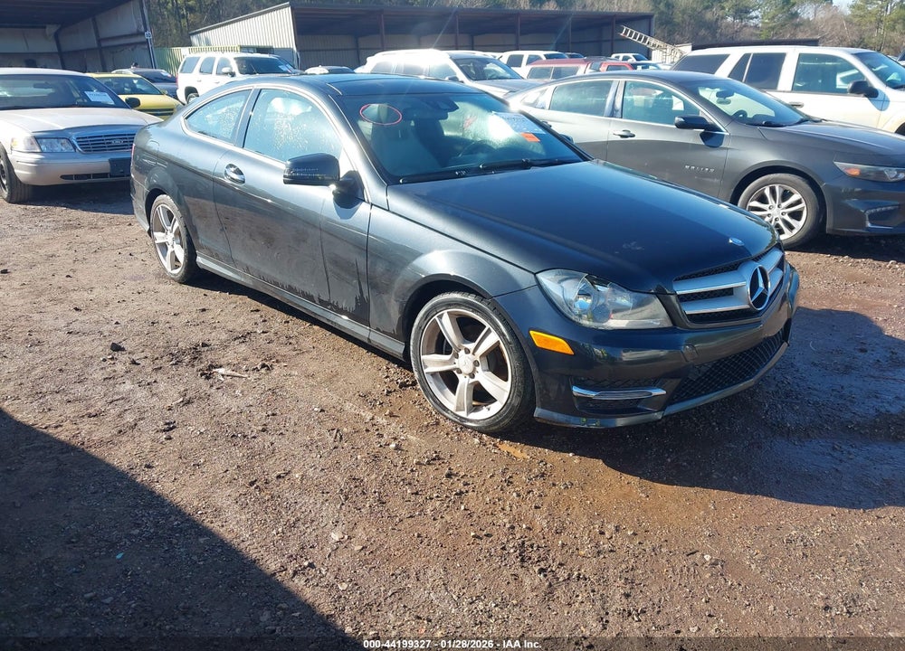 2013 MERCEDES-BENZ C 250 VIN: WDDGJ4HB6DG051675