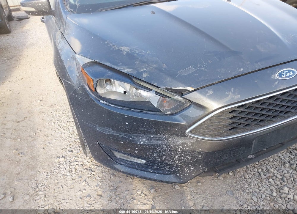 2017 FORD FOCUS SEL VIN: 1FADP3H27HL317858