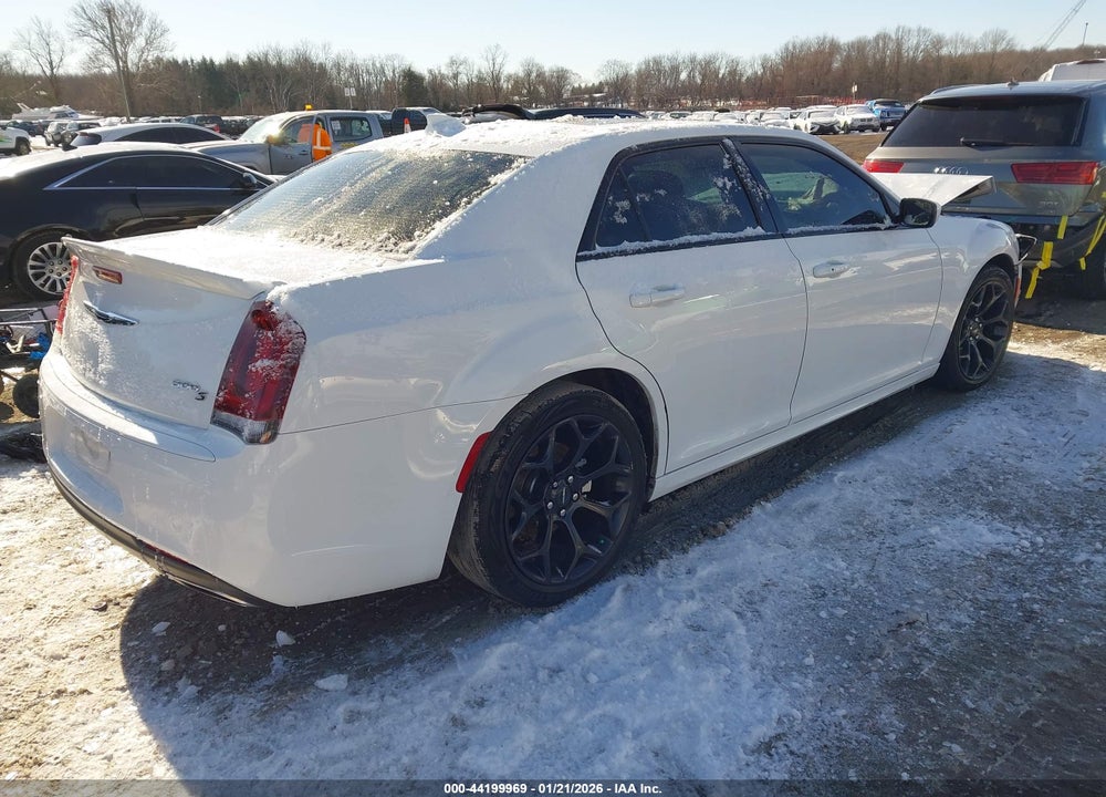 2020 CHRYSLER 300 300S VIN: 2C3CCABT8LH180639