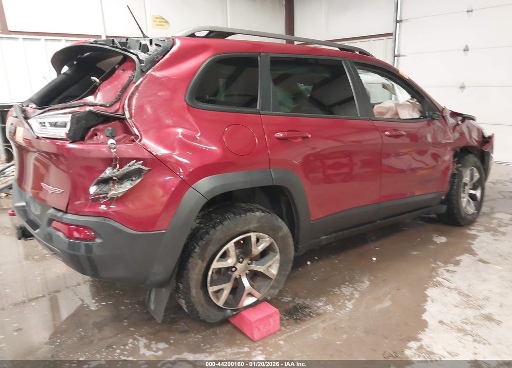 2015 JEEP CHEROKEE TRAILHAWK VIN: 1C4PJMBS3FW528302