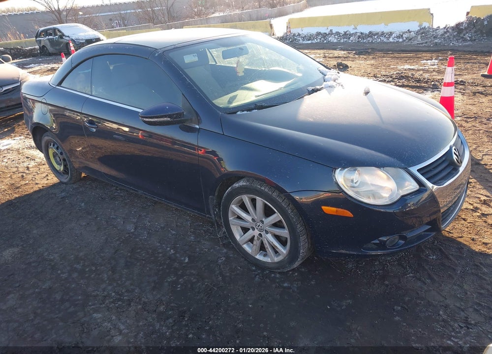 2011 VOLKSWAGEN EOS KOMFORT VIN: WVWBW7AH2BV003542