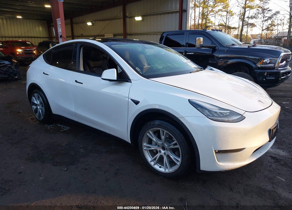2021 TESLA MODEL Y LONG RANGE DUAL MOTOR ALL-WHEEL DRIVE VIN: 5YJYGDEE7MF131024