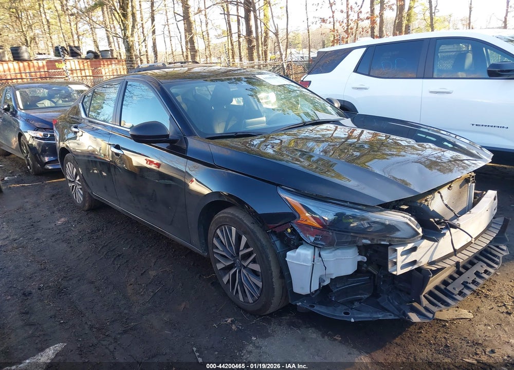 2024 NISSAN ALTIMA SV FWD VIN: 1N4BL4DV8RN377775