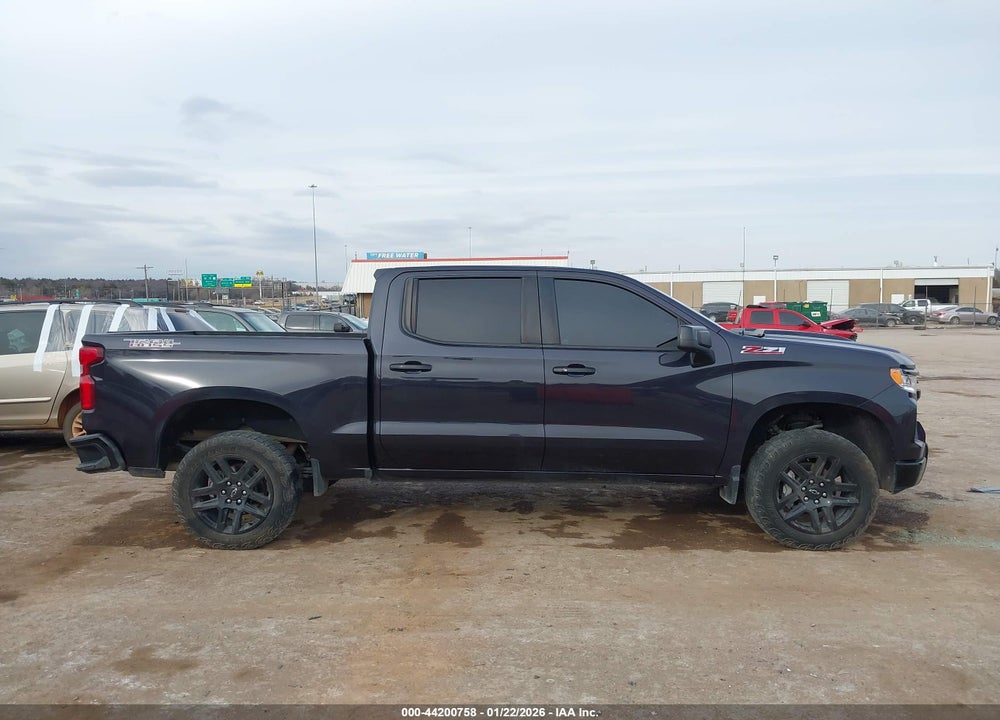 2023 CHEVROLET SILVERADO 1500 4WD  SHORT BED LT TRAIL BOSS VIN: 3GCUDFED4PG161770