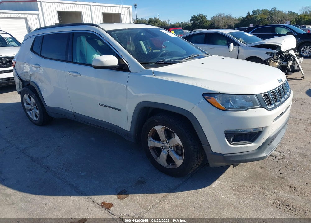 2017 JEEP NEW COMPASS LATITUDE FWD VIN: 3C4NJCBB6HT652686