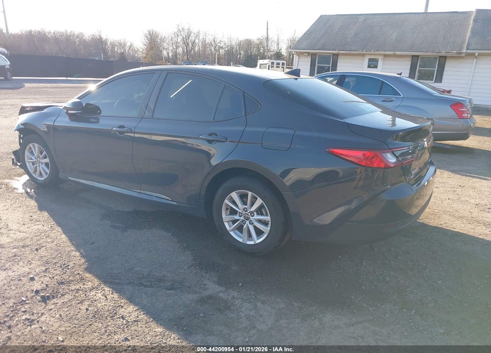 2025 TOYOTA CAMRY LE VIN: 4T1DAACK2SU029427