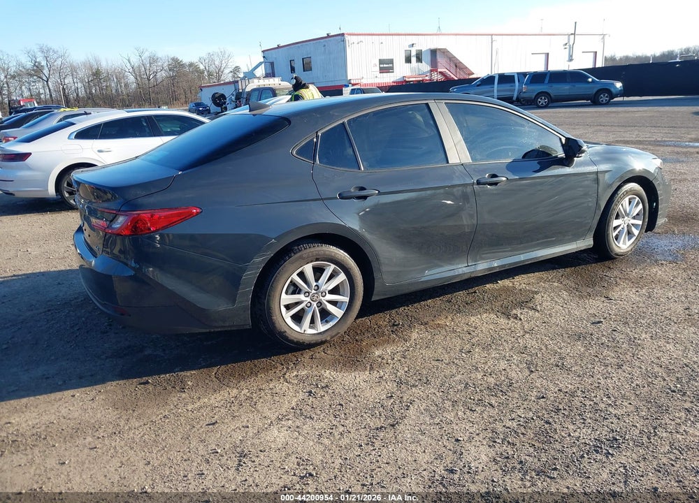 2025 TOYOTA CAMRY LE VIN: 4T1DAACK2SU029427