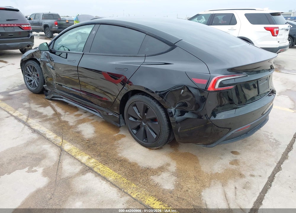 2025 TESLA MODEL 3 LONG RANGE REAR-WHEEL DRIVE/STANDARD REAR-WHEEL DRIVE VIN: 5YJ3E1EA6SF040352