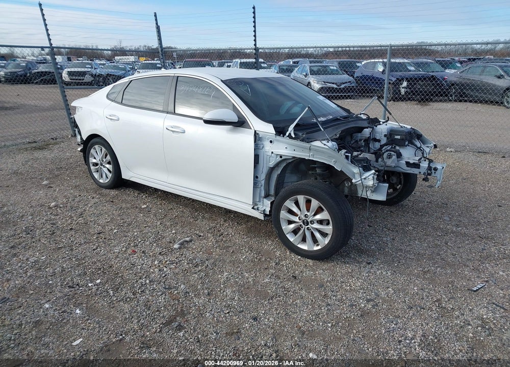 2016 KIA OPTIMA LX VIN: 5XXGT4L33GG035580
