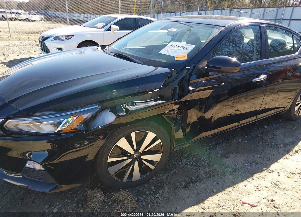 2021 NISSAN ALTIMA SV FWD VIN: 1N4BL4DV0MN340261
