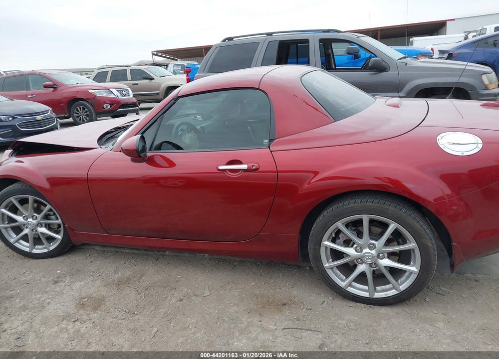 2009 MAZDA MX-5 MIATA GRAND TOURING VIN: JM1NC26F090200667