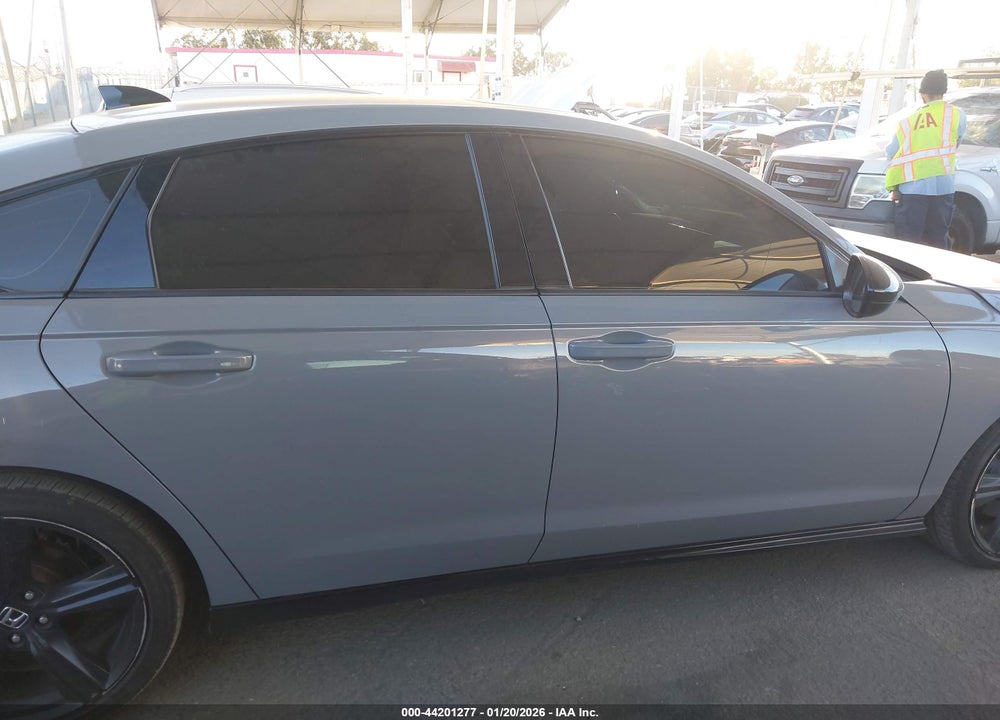 2024 HONDA ACCORD HYBRID SPORT-L VIN: 1HGCY2F77RA068195