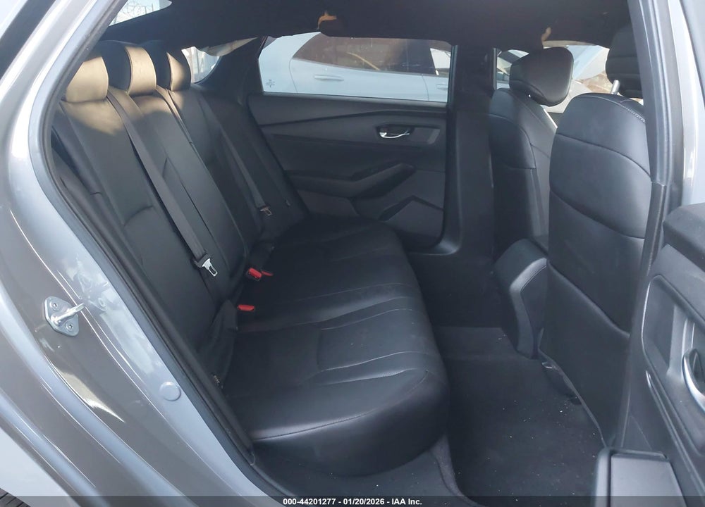 2024 HONDA ACCORD HYBRID SPORT-L VIN: 1HGCY2F77RA068195