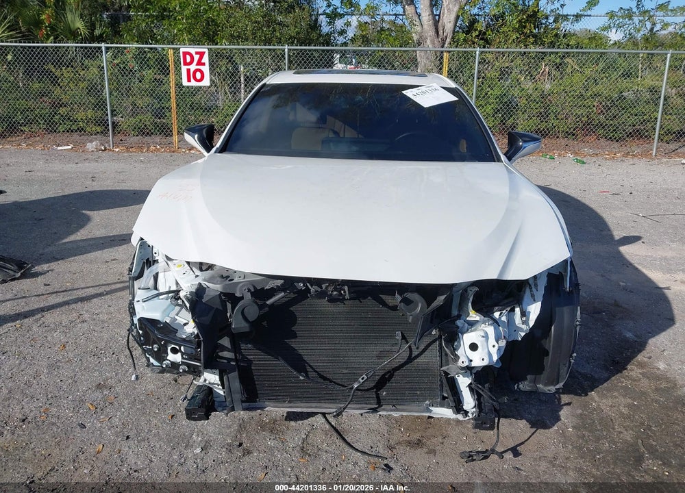 2024 LEXUS ES 300H VIN: 58ADA1C1XRU051217