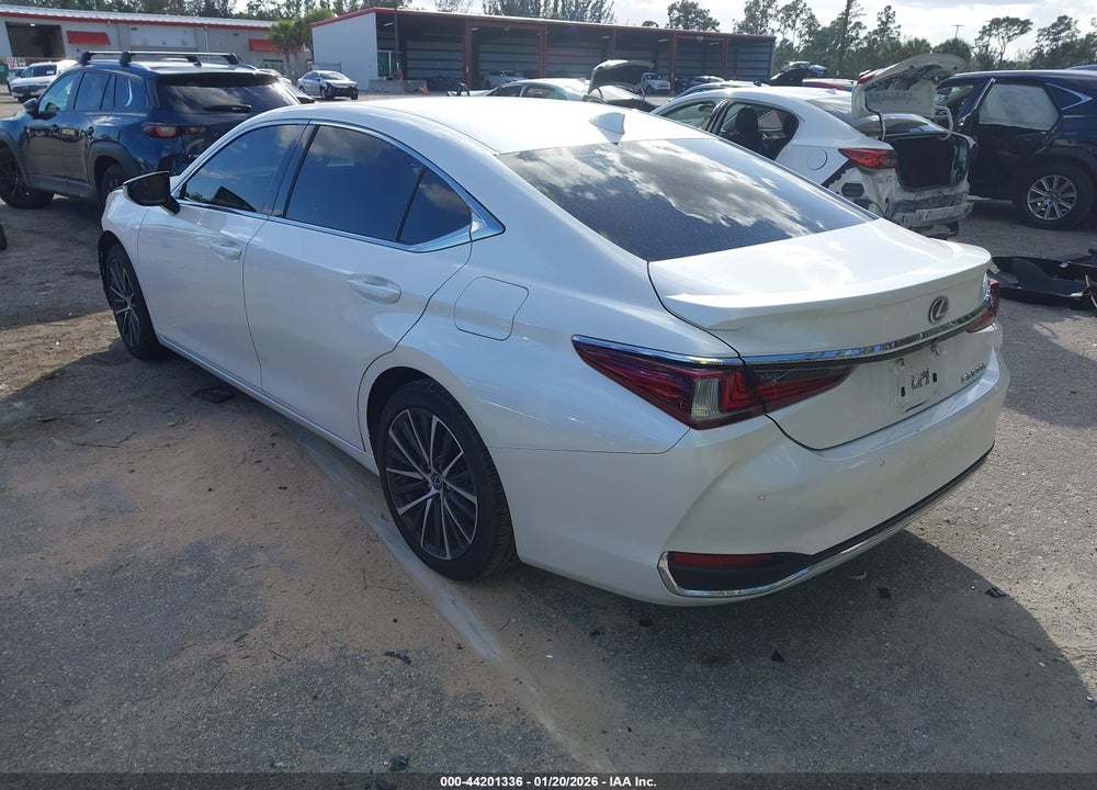 2024 LEXUS ES 300H VIN: 58ADA1C1XRU051217