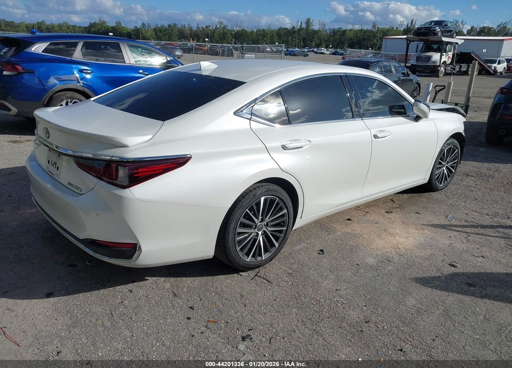2024 LEXUS ES 300H VIN: 58ADA1C1XRU051217