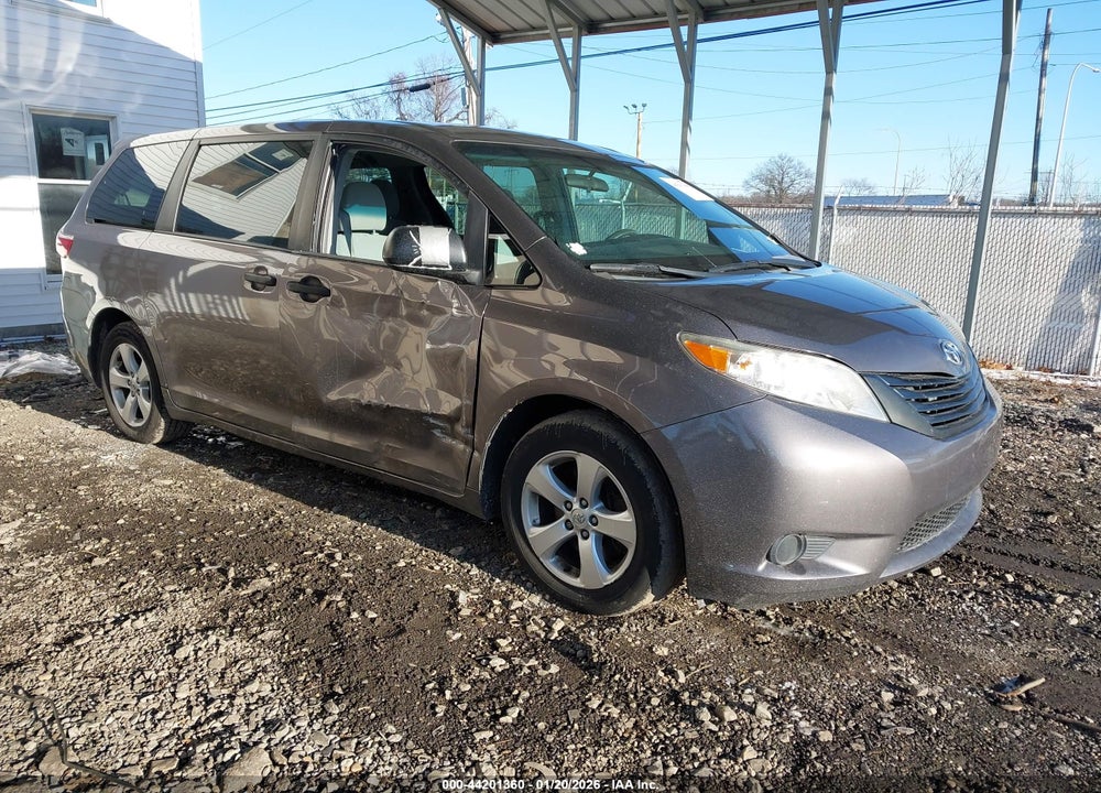 2015 TOYOTA SIENNA L 7 PASSENGER VIN: 5TDZK3DC9FS656369