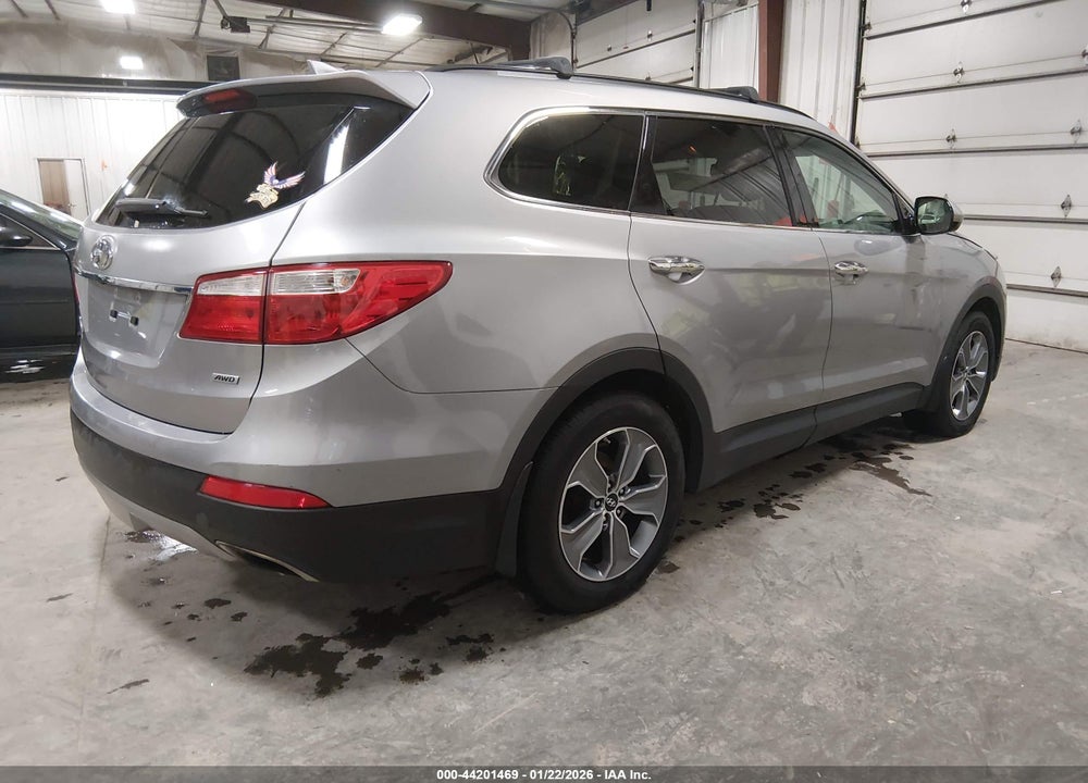 2015 HYUNDAI SANTA FE GLS VIN: KM8SMDHF7FU110585