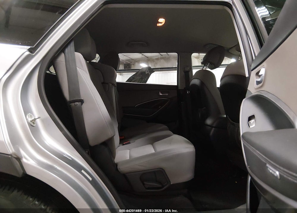 2015 HYUNDAI SANTA FE GLS VIN: KM8SMDHF7FU110585