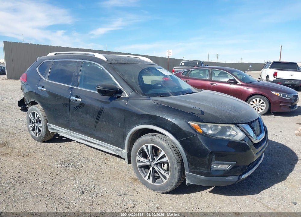 2017 NISSAN ROGUE SL VIN: JN8AT2MT9HW154053