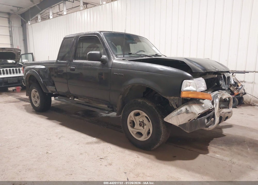 1999 FORD RANGER XLT VIN: 1FTZR15X3XPB29019