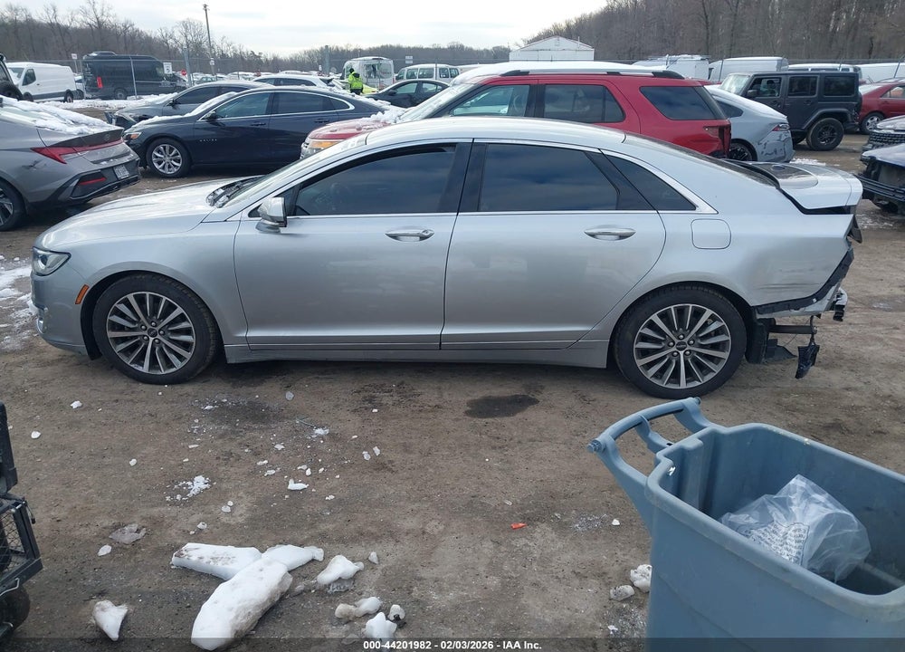 2020 LINCOLN MKZ STANDARD VIN: 3LN6L5B98LR605555