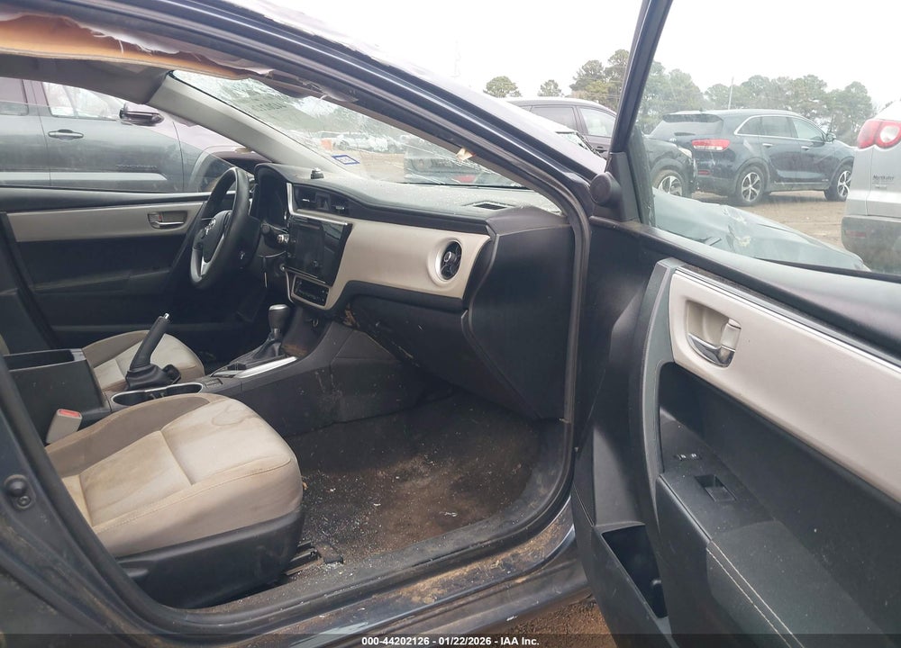 2019 TOYOTA COROLLA LE VIN: 5YFBURHE4KP887547