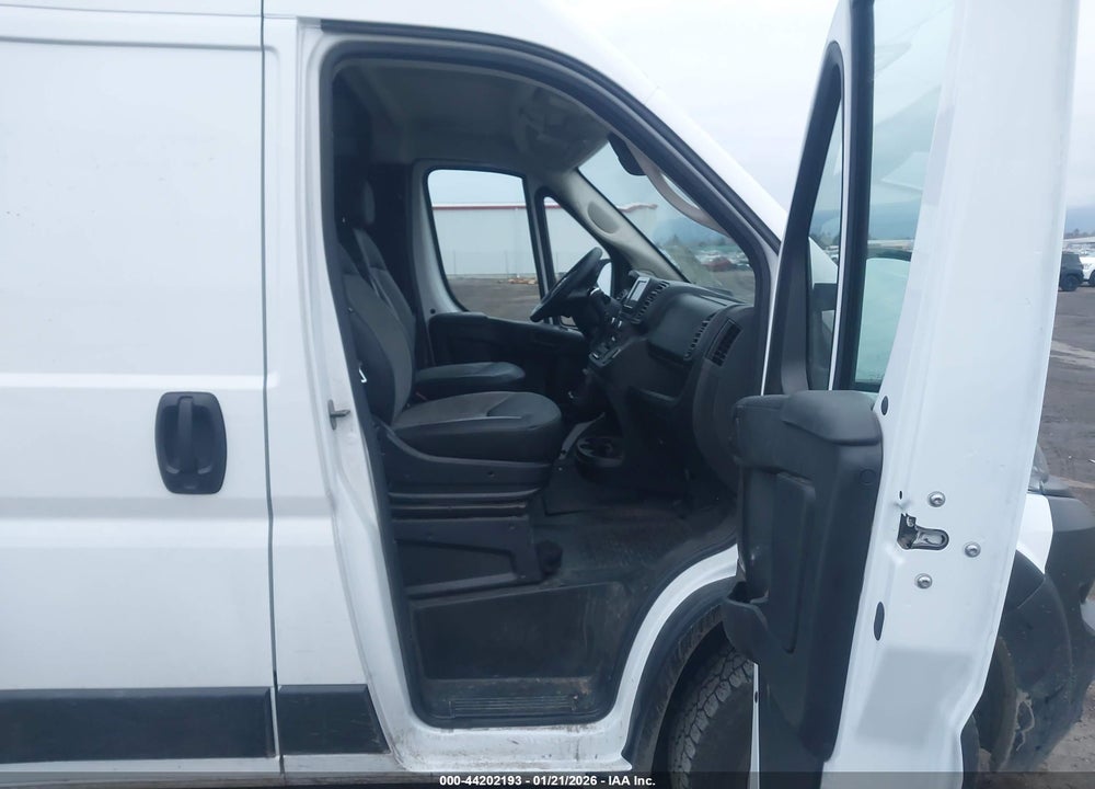 2025 RAM PROMASTER 2500 TRADESMAN HIGH ROOF 159 WB W/PASS SEAT VIN: 3C6LRVDG8SE507219