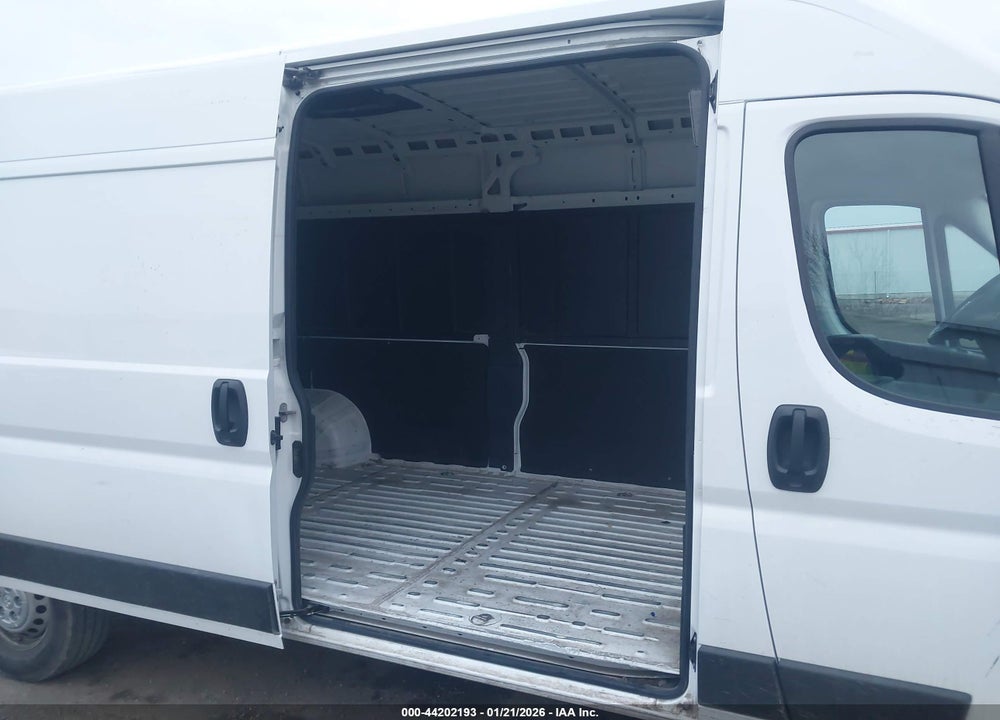2025 RAM PROMASTER 2500 TRADESMAN HIGH ROOF 159 WB W/PASS SEAT VIN: 3C6LRVDG8SE507219