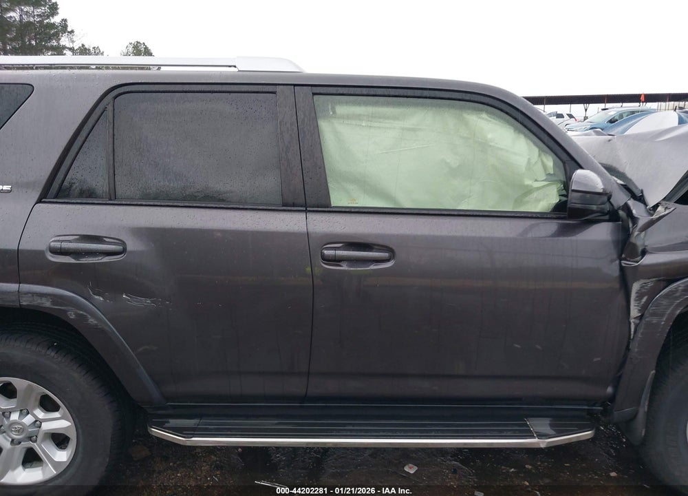 2017 TOYOTA 4RUNNER SR5 VIN: JTEZU5JR2H5156010