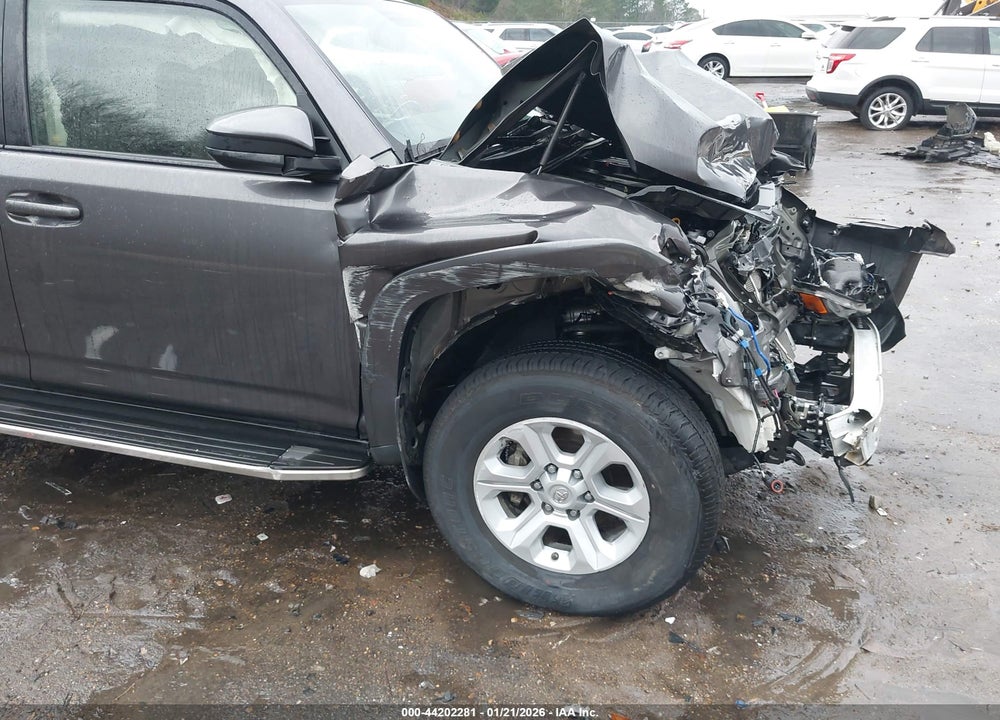 2017 TOYOTA 4RUNNER SR5 VIN: JTEZU5JR2H5156010