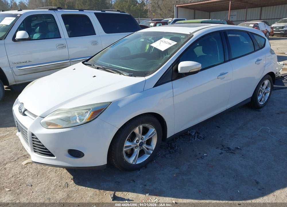 2014 FORD FOCUS SE VIN: 1FADP3K23EL163556