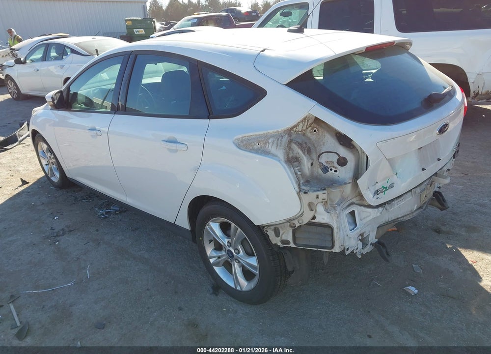 2014 FORD FOCUS SE VIN: 1FADP3K23EL163556