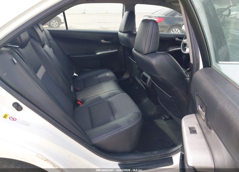 2014 TOYOTA CAMRY SE VIN: 4T1BF1FK0EU391295