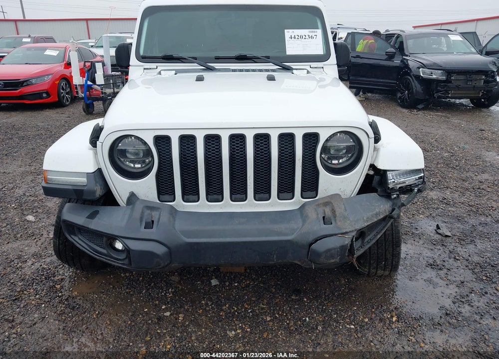 2020 JEEP WRANGLER UNLIMITED SAHARA ALTITUDE 4X4 VIN: 1C4HJXEG5LW259681