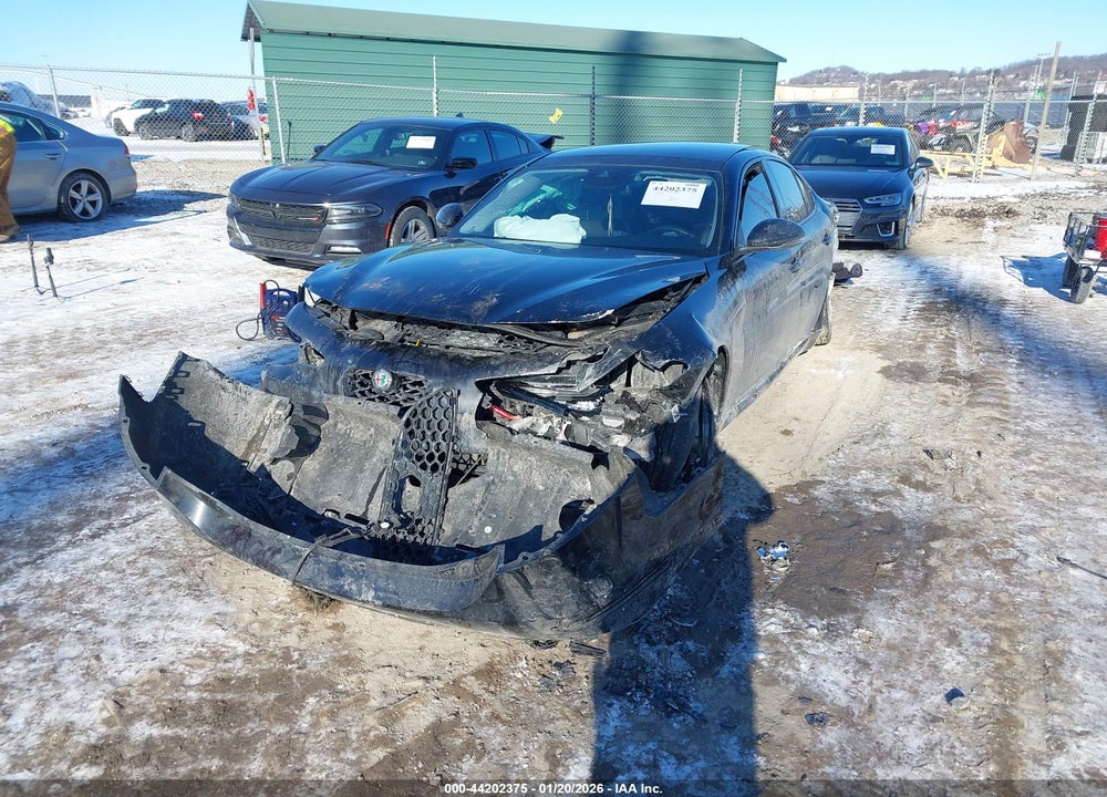 2017 ALFA ROMEO GIULIA TI AWD VIN: ZARFAEEN4H7544759