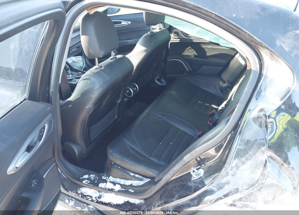 2017 ALFA ROMEO GIULIA TI AWD VIN: ZARFAEEN4H7544759