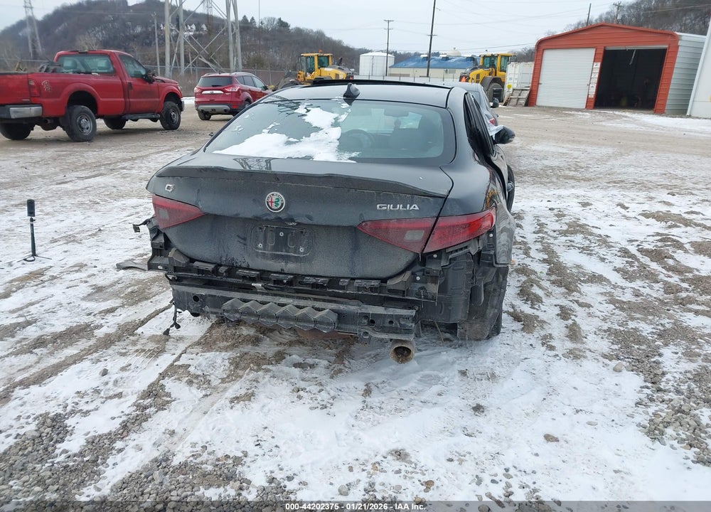 2017 ALFA ROMEO GIULIA TI AWD VIN: ZARFAEEN4H7544759