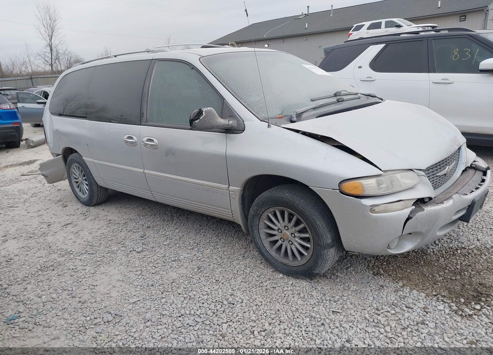 2000 CHRYSLER TOWN & COUNTRY LIMITED VIN: 1C4GP64LXYB550923