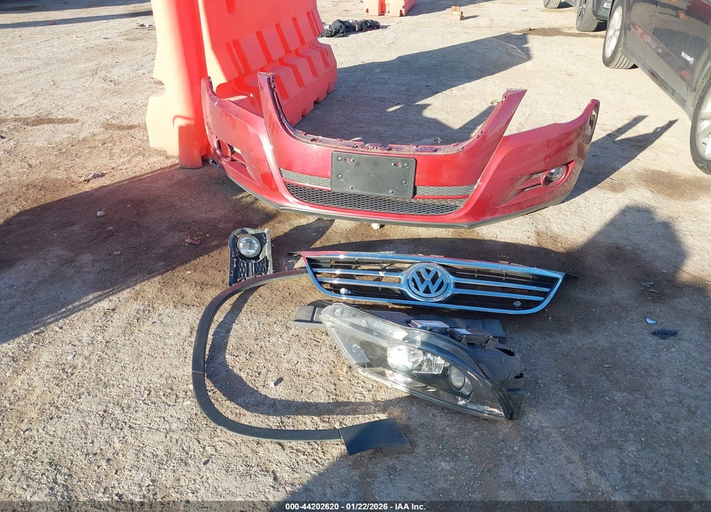 2011 VOLKSWAGEN TIGUAN SEL VIN: WVGAV7AX8BW001693