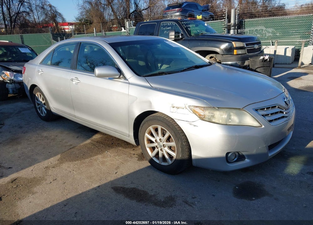2011 TOYOTA CAMRY XLE V6 VIN: 4T1BK3EKXBU621512